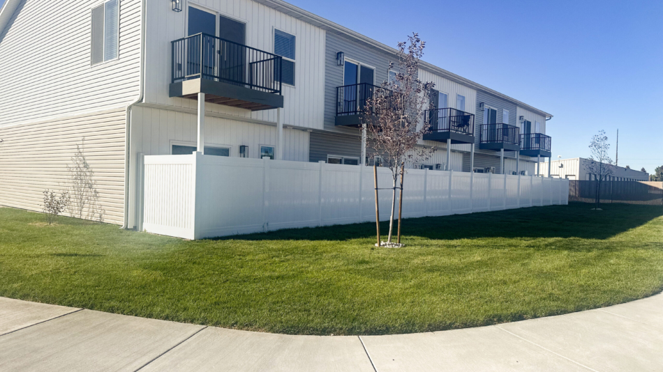 02-Lincoln-Exterior-Edited