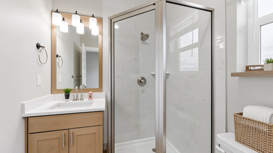 staged-_20251202230824_eszq2u